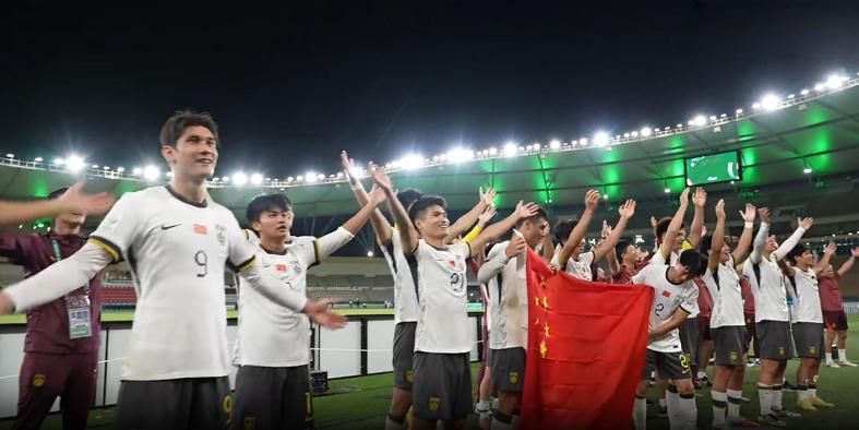MK体育官方网站-安东尼奥帮邵佳一练兵！徐彬可顶替王上源 李昊替老颜 彭啸替魏震